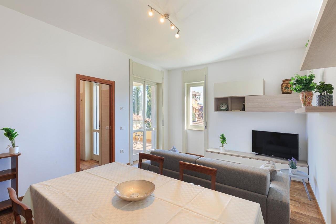 סטרסה Appartamento Celio - By Impero House מראה חיצוני תמונה